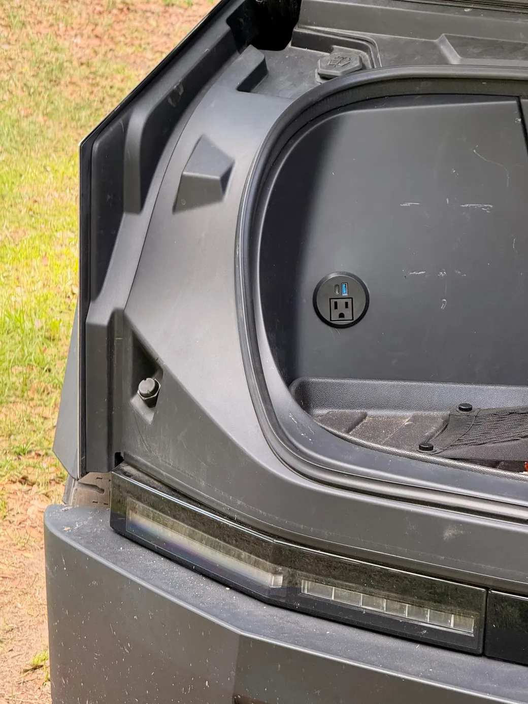 Adding a 120V Outlet to the Cybertruck Frunk